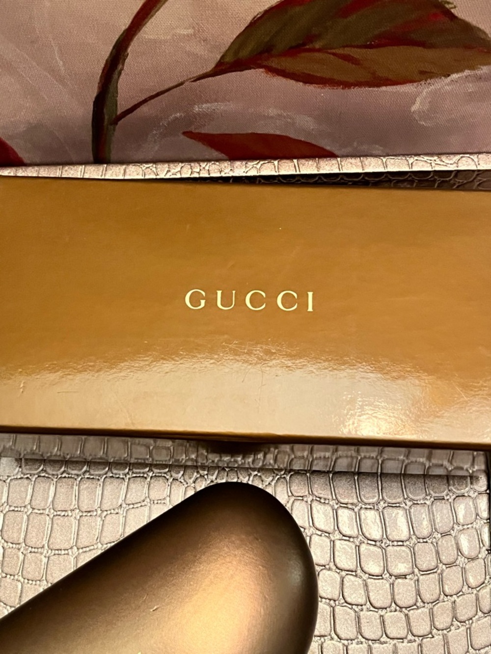 Gucci Havana Bamboo Tortoiseshell Gradient Brown/Green Women’s Sunglasses (EUC) - Picture 12 of 16